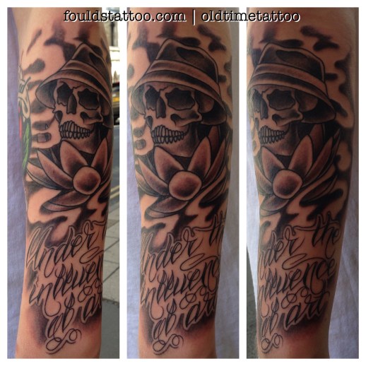 Black & grey Skull